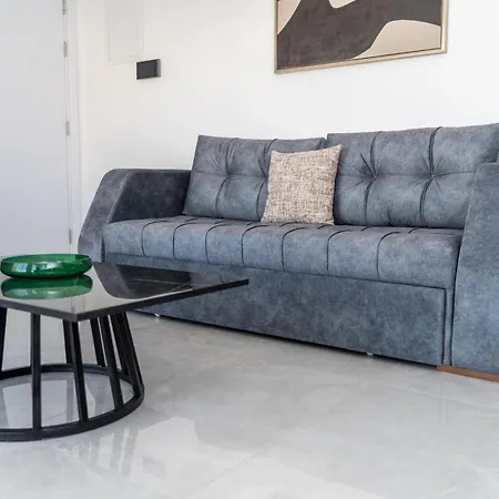 Lägenhet New 2 Bedroom Flat In *