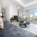 New 2 Bedroom Flat In