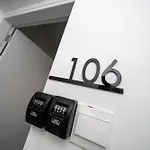 New 2 Bedroom Flat In Apartament Aglantzia