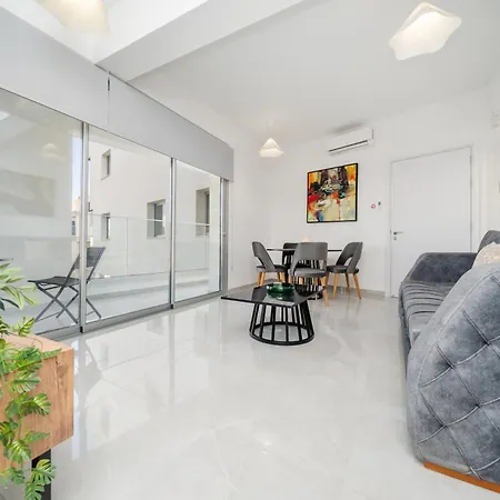Daire New 2 Bedroom Flat In Aglantzia