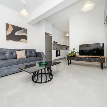 New 2 Bedroom Flat In * Aglantzia