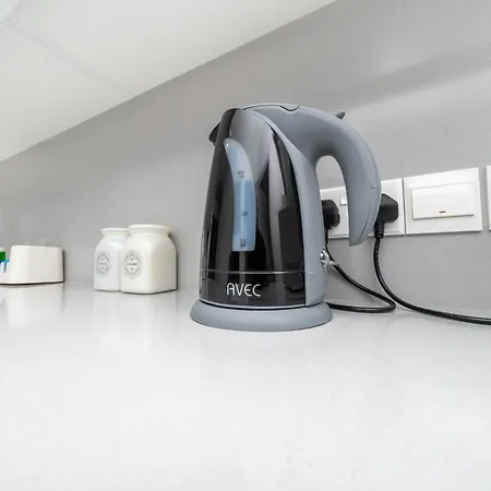 New 2 Bedroom Flat In