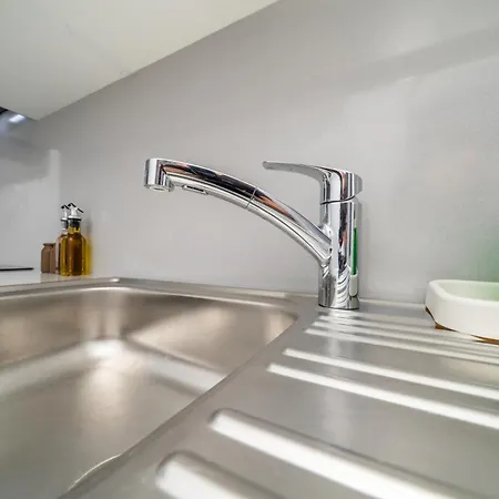 New 2 Bedroom Flat In Daire