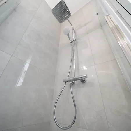 New 2 Bedroom Flat In Aglantzia