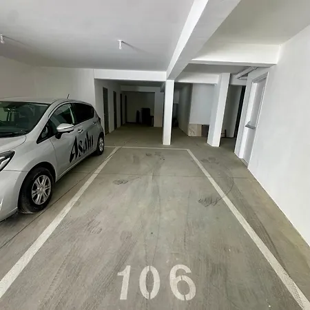 New 2 Bedroom Flat In *