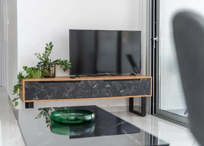 Apartment New 2 Bedroom Flat In Aglantzia