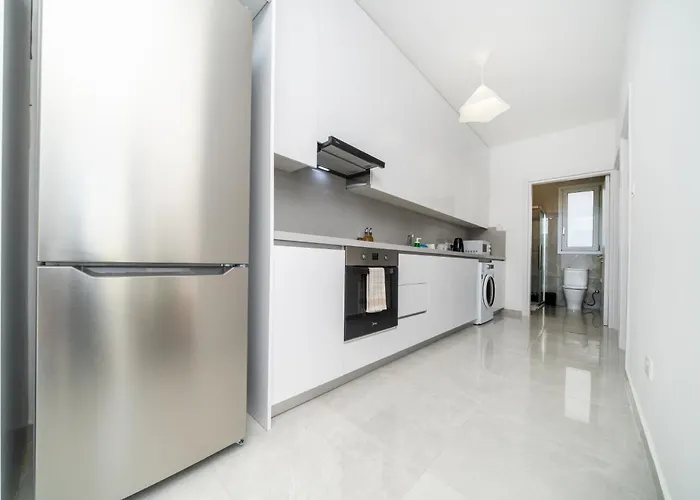 Apartment New 2 Bedroom Flat In