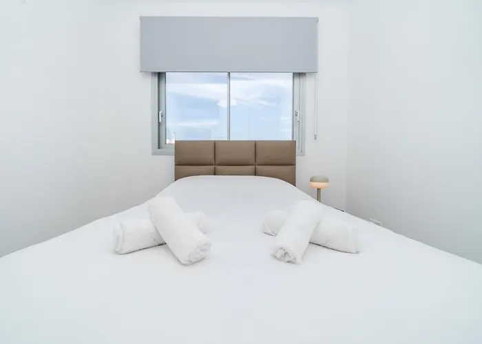 New 2 Bedroom Flat In * Aglantzia