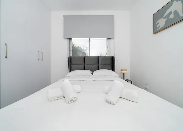 Apartment New 2 Bedroom Flat In *