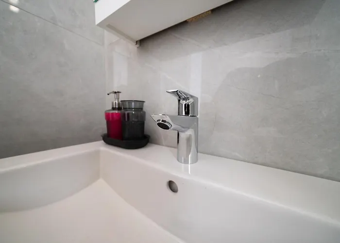 New 2 Bedroom Flat In Aglantzia